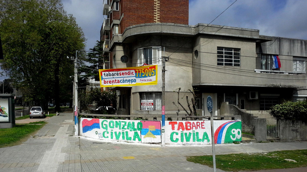 Galería de fotos del éxodo electoral enviadas por los lectores. Gracias a Victoria Molnar, Verónica Meyer, Julia Dominzain, Silvina Merenson y Ana Fornaro.